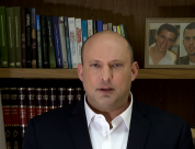 بينيت يطالب "المدنيين" بحمل السلاح وبار ليف يدعوهم للتطوع في الأمن